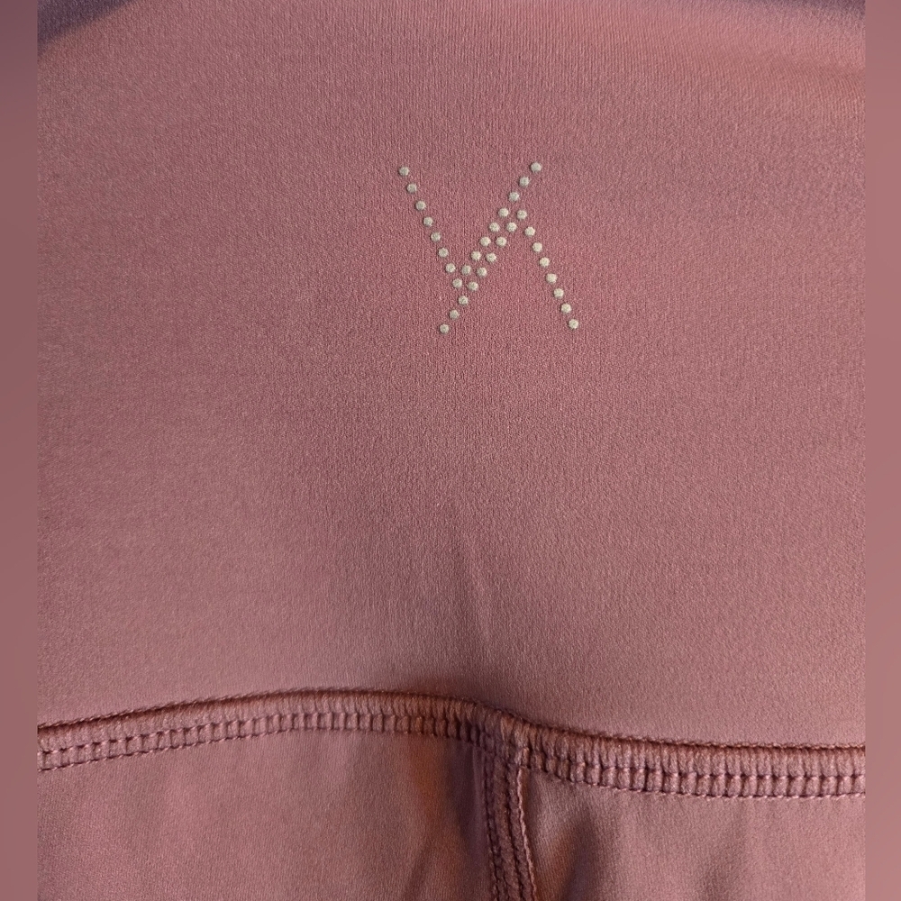 NWOT | Bordeaux | Whisper | Milan 7/8 High-Waisted Leggings | M | Mauve Pink - Picture 7 of 8